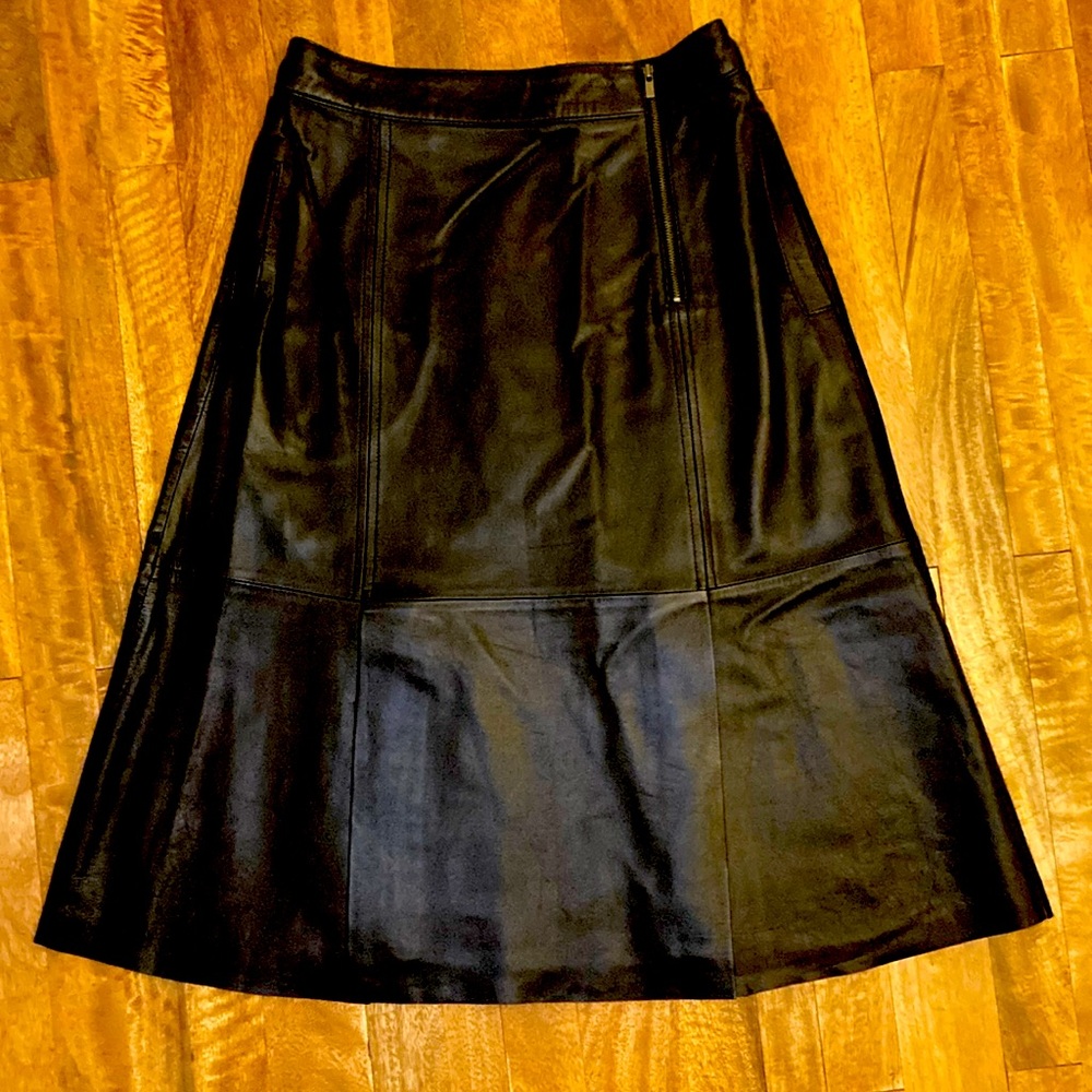 NWOT buttery soft black Banana Republic lamb leather high-waisted skirt, size 0P